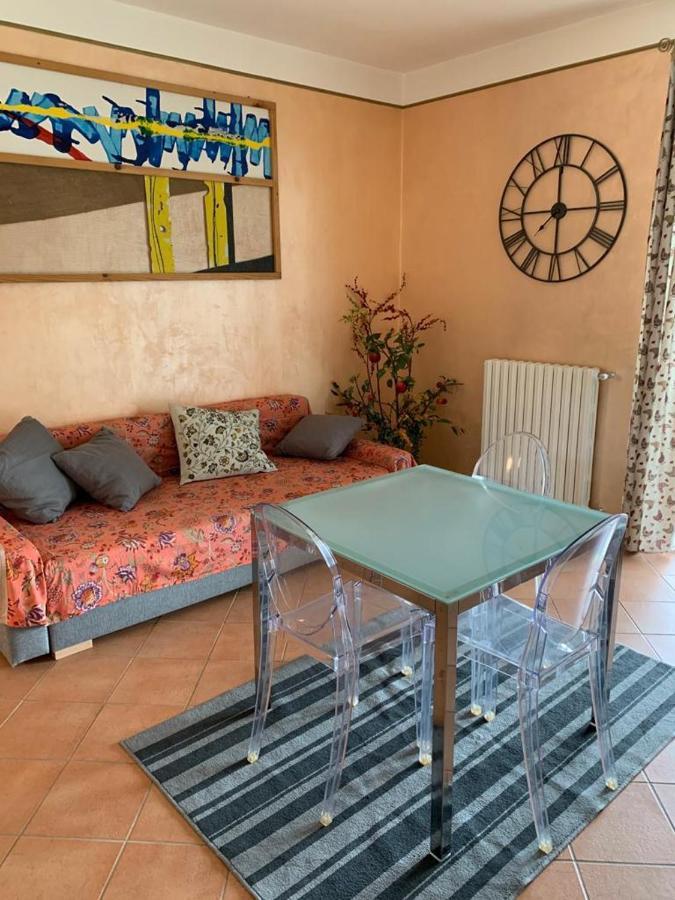 Cantello Casa Vacanze Al Capriano Appartamento Lampone מראה חיצוני תמונה